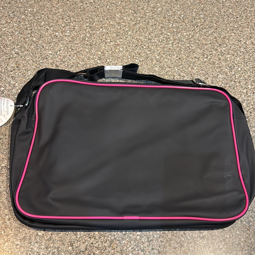 New tokidoki messenger bag - Picture 3 of 3